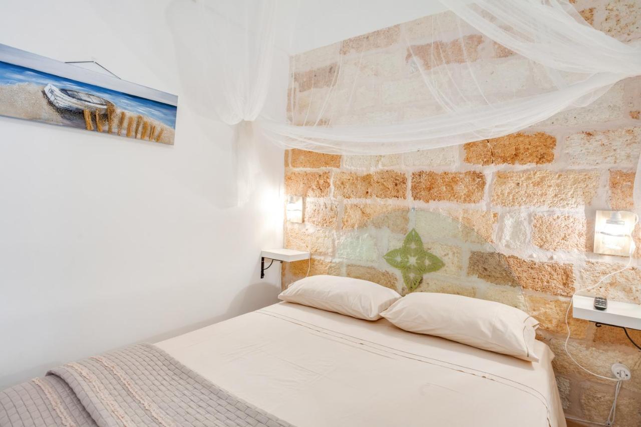 Apartamento Tiny House 21 Bright Aparment Polignano a Mare Exterior foto